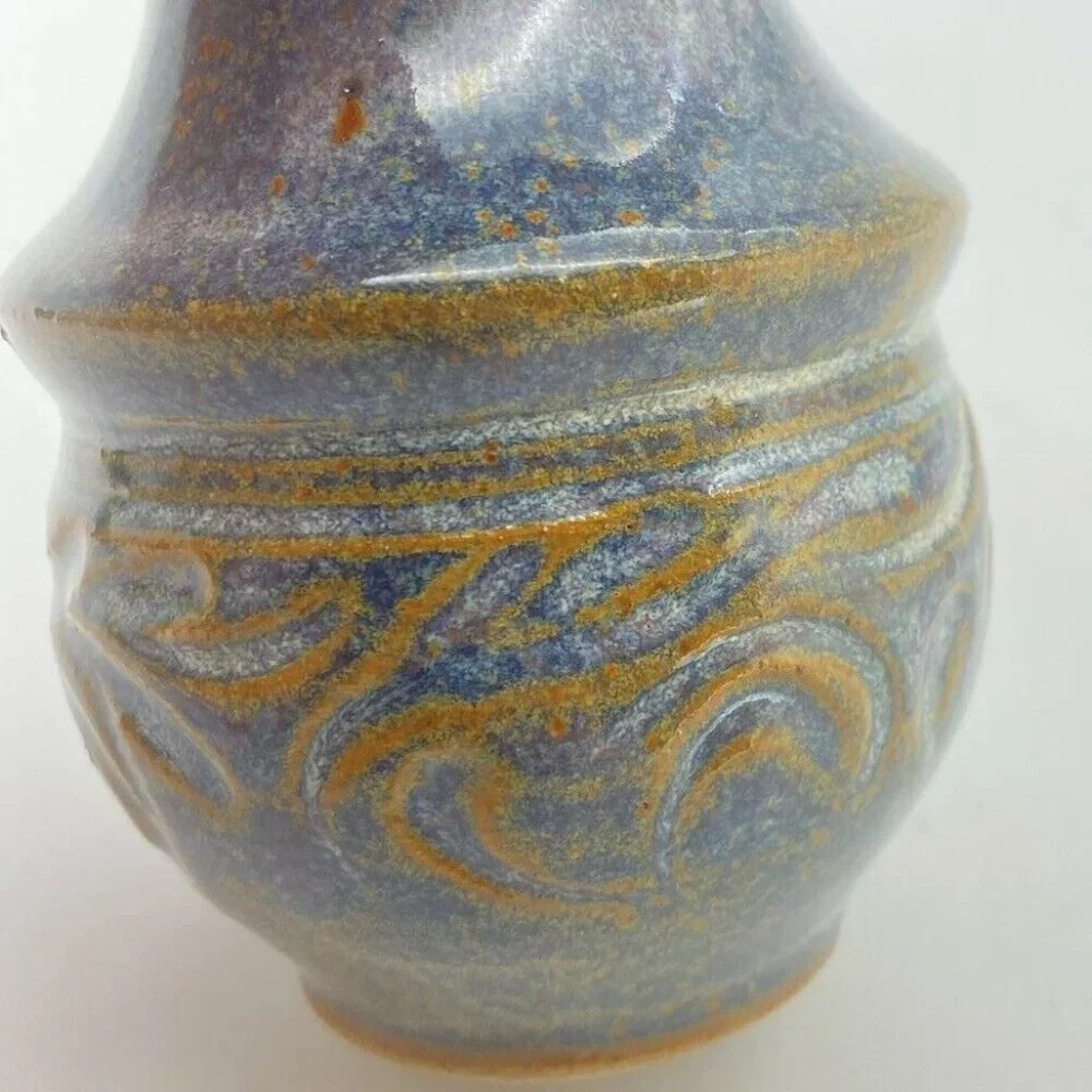 VTG Signed Studio Art Pottery Vase Blue Brown Speckled Glaze Stoneware 4.5
